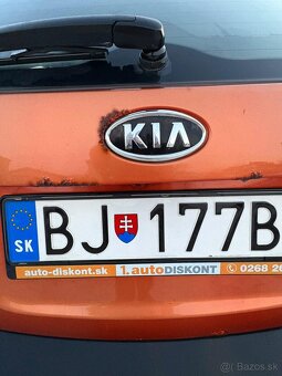 Kia Rio - 16