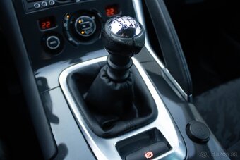 PEUGEOT 3008 1.6e THP 110kW 2009 - 16