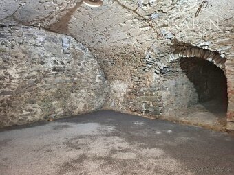 Historický priestor pre kaviareň 140 m2 v Banskej Štiavnici - 16