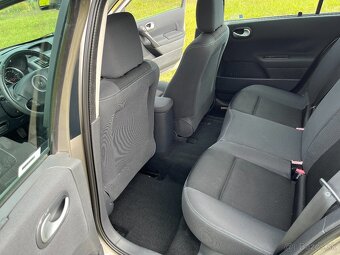 Renault Mégane 2009 - 16
