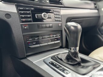 Mercedes-Benz E200 coupe CGI AMG A/T - 16