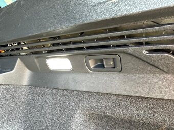 Volkswagen ID.4 Pro 77kWh Limited - 16