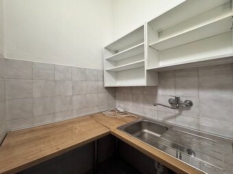 OBCHODNÉ A KANCELÁRSKE PRIESTORY NA PRENÁJOM, PRIEVIDZA - 16