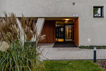 3i byt, ul. Strážovská 10 - NOVÁ TERASA, 79m2, terasa 25m2, - 16