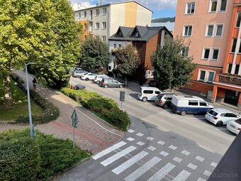 Prenajom velkeho 2 izboveho bytu Zilina centrum - 16