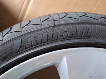 disky LUNA 18" + pneu Superb 2 - 16