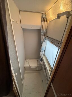 Karavan obytny prives KNAUS EUROSTAR - 16