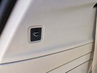 Chrysler Pacifica 3.6e PHEV 265k A/T 7-miestne (hybrid) - 16