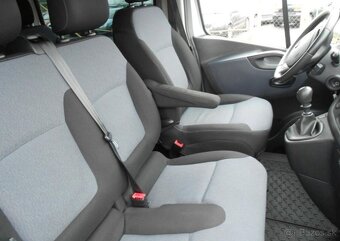 Opel Vivaro 1,6 92 kW 9 Míst Serviska nafta - 16