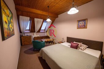 Exkluzívne na predaj zabehnutý penzión s dvojpodlažným bytom - 16