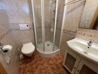 Predaj: Jedinečný rodinný dom - 16