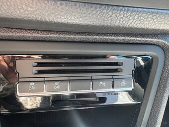 VW Sharan 2.0 TDi DSG - 16