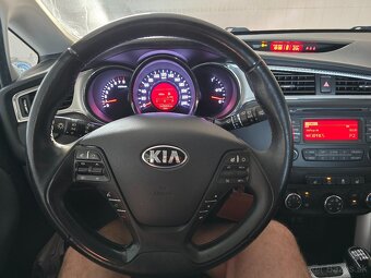KIA CEE'D SW model 2018 1. Majitel - 16