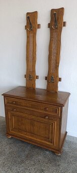 Rustikální botník, věšáky, předsíňový set, masív - 16