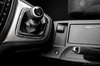 Honda CR-V 1.6 i-DTEC Elegance , 88kW (2014) - 16