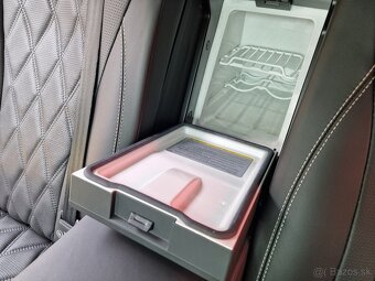 Bentley Continental Flying Spur 4.0 V8 505k A/T (benzín) - 16