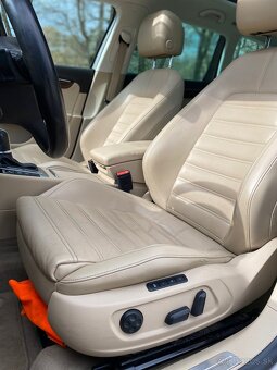 Volkswagen Passat B7 HIGHLINE 2.0TDI - 16