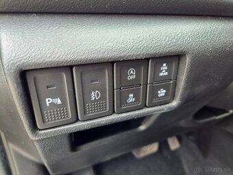 SX4 S-cross Elegance plus 4WD AT6 - 16