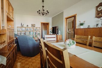 Na predaj Veľkometrážny 4-izbový byt s balkónom vo vyhľadáv - 16