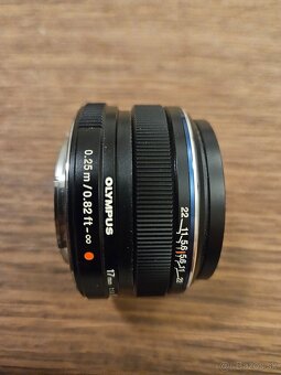 Olympus 17mm, 14-42mm, nikon 50mm - 16