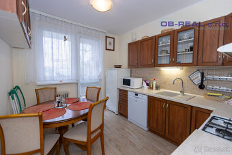 Predaj reknštr.4izb bytu 79m2+mur.pivnica 18m2-Predajom voľn - 16