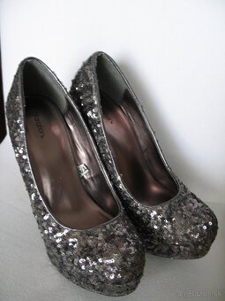 exkluzívne večerné / plesové šaty v štýle ELIE SAAB v.S - 16