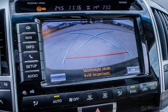 Toyota Land Cruiser V8 4.5 I D-4D Lux - 16