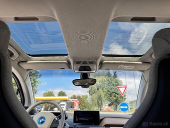 BMW i3 REX BENZÍN PHEV - 16