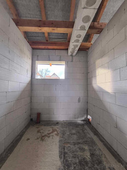 ‼️REZERVOVANÉ‼️ ROZOSTAVANÝ DOM, PREDAJ - VEĽKÉ KRŠTEŇANY‼️ - 16