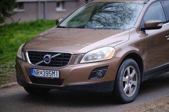 Predám Volvo XC60 2.4 D, 4x4, automat - 16