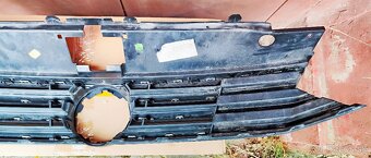 VW Passat B8 – 2ks gril, jeden spravíš pekný - 16