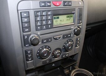 Land Rover Discovery 3 V8 HSE LPG Tažné / HarmanKar - 16