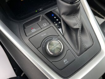 Toyota RAV4 2.5H Selection AWD AT 4x4 - 16
