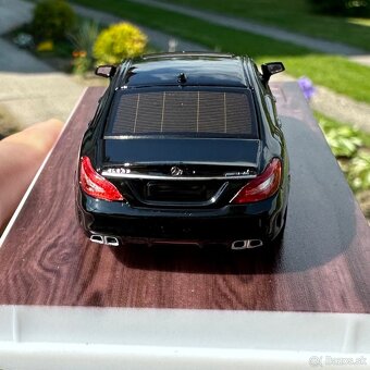 MJ Mercedes CLS 63 (1:64) - 16