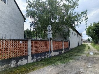Na predaj výrobno-prevádzkový areál v Plaveckom Petre - 16