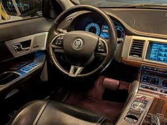 Jaguar XF S 3.0d 2013 | motor klepe - 16