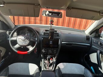 Škoda Octavia 1.4 MPI - 16