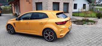Megane RS Trophy - 16