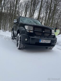 DODGE NITRO 2.8 R/T A/T - 16