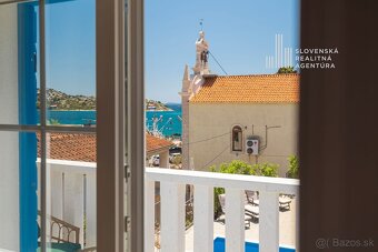 SRA | Nádherná kamenná vila s bazénom a vínnou pivnicou len  - 16