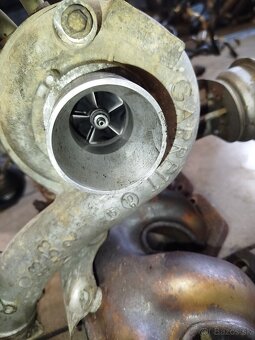 Hlava Motora Renault 2,5dti 107kw - 16