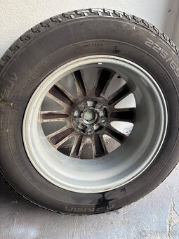 NOKIAN 225/65 R17 106H XL 17x7J ET50 - 16