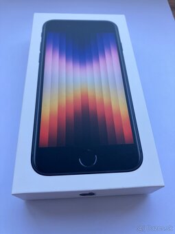 Apple iPhone SE 2020 128GB čierny  / batt. 85% - 16