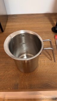 Pákový kávovar a mlynček Delonghi s príslušenstvom - 16