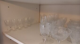 Predam taniere, porcelan, sada jedalenska, misky, pohare - 16