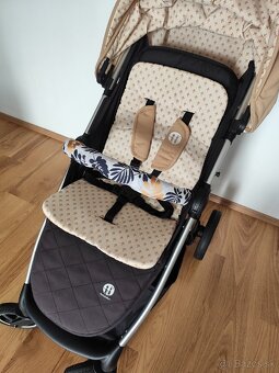 Športový kočík Petite&Mars Royal Heritage Bee - 16