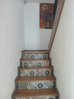 Prenajmem velky 130m2 byt so zahradkou v dvojdome Marianka - 16