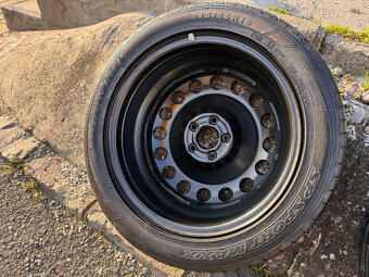 Komplet. kol. s let. pneu 215/45 R16 ideál. na FABIU 3 ainé - 16