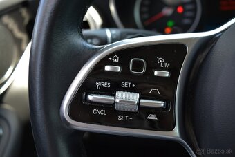 Mercedes-Benz GLC SUV 300e 4MATIC - 16