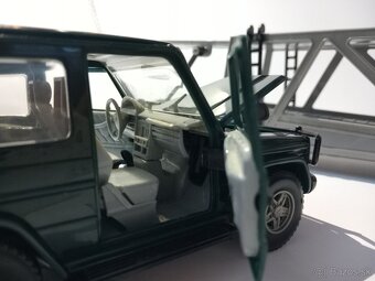 Model auta Mercedes Benz G-Class W461 - 16